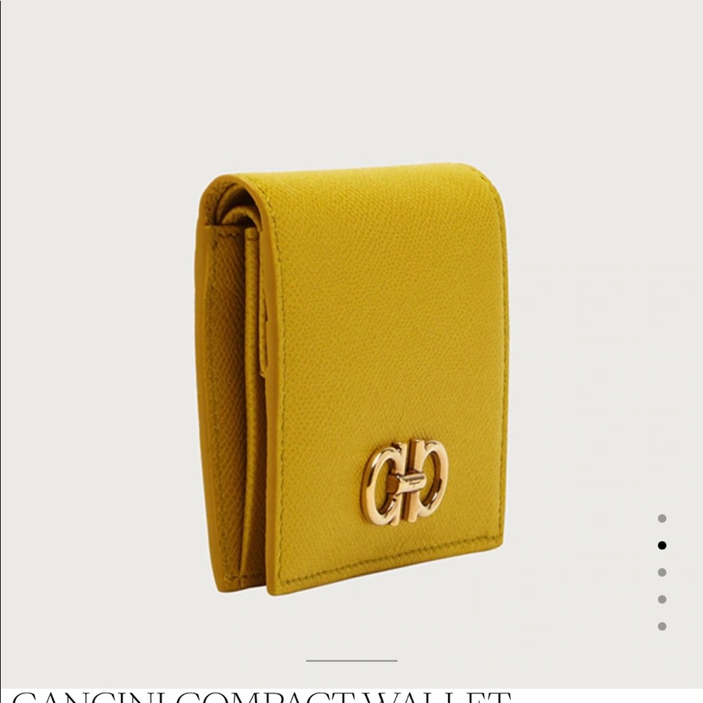 💯Brass Ferragamo Gancini Compact Wallet No Tax - Picture 14 of 15